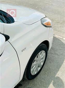 نيسان فيرسا